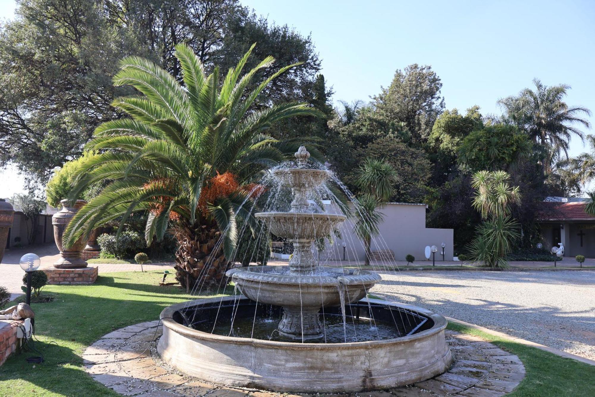 Airport Gardens Boutique Hotel Boksburg Exterior photo